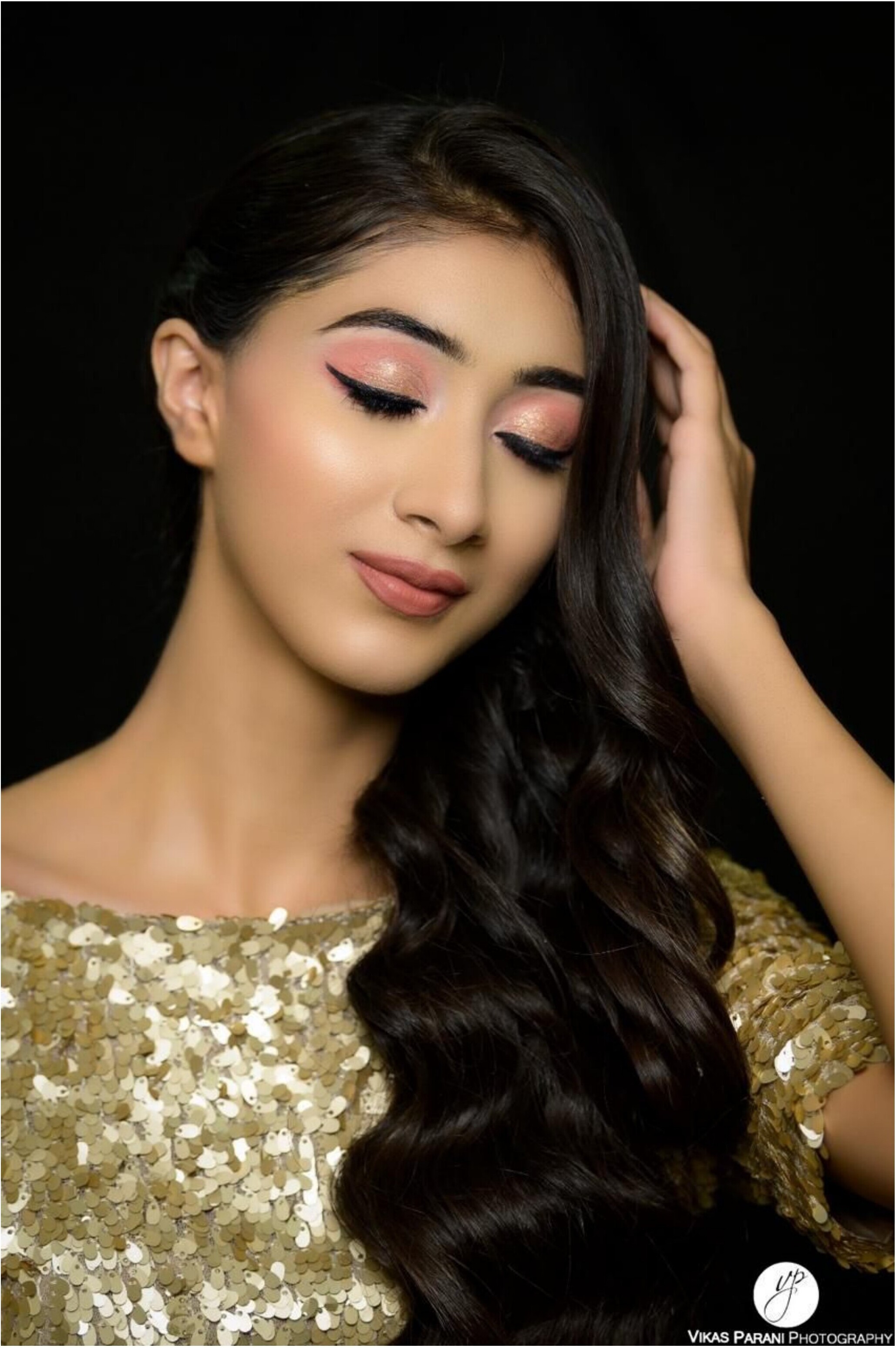 Gold sequin glam